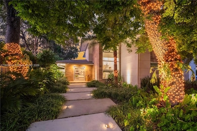 79 Shore Dr W, Miami, FL 33133 - photo 5