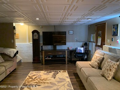 1 Garber St, Old Forge, PA 18518 - photo 5