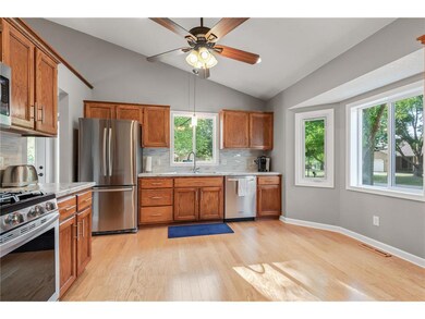 Bayed window in the front facing kitchen that coul