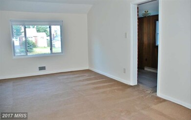 12802 Evanston St, Rockville, MD 20853 - photo 2