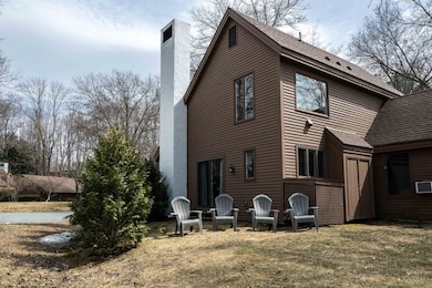 807 Murphys Rd unit 5A, Quechee, VT 05059 - photo 3