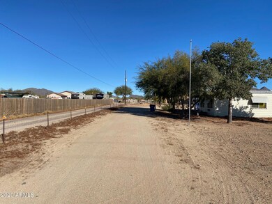 MADDOCK DRIVEWAY