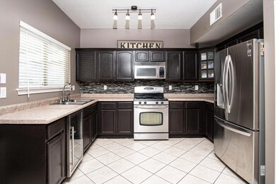 13724 Paseo Las Nubes Dr, El Paso, TX 79928 - photo 7