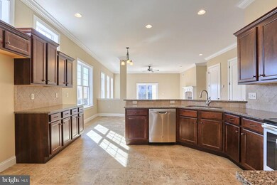 521 Landon Cir, Ephrata, PA 17522 - photo 7