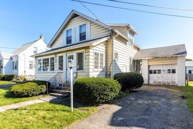 9 Calumet Ave, Worcester, MA 01606 - photo 2