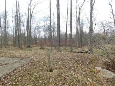 4 acres on a dead end st.