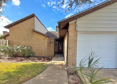 7110 Westbranch Dr, Houston, TX 77072 - photo 5