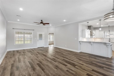 2319 Gracie Dr, Lake Charles, LA 70611 - photo 3