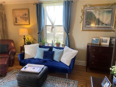 313 Berkeley Ave unit 1B, Middletown, RI 02842 - photo 3