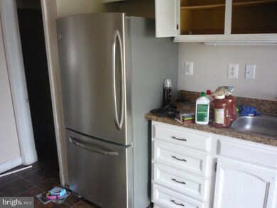 811 Mount Holly St, Baltimore, MD 21229 - photo 7