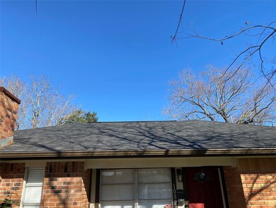 10829 Stover St, Houston, TX 77075 - photo 7