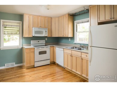 kitchen - livingroom