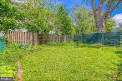 14 Magruder Ave, Catonsville, MD 21228 - photo 5