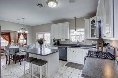 Center Island in Kitchen