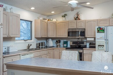 6114 Eastwood Ct, Anchorage, AK 99504 - photo 5