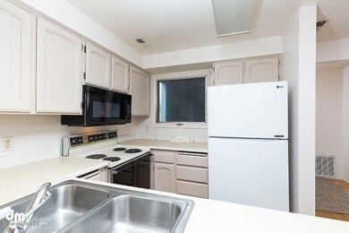 Kitchen 20190515-DW-41981-SMALL