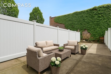 41-05 20th Ave unit TH, Astoria, NY 11105 - photo 2