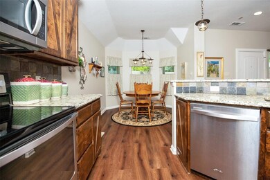 308 Brookfield Dr, Boyd, TX 76023 - photo 6