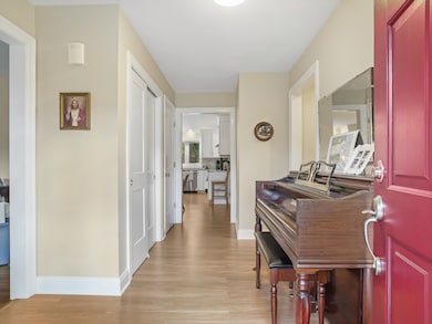 50 Hemlock Trail, Trumbull, CT 06611 - photo 3