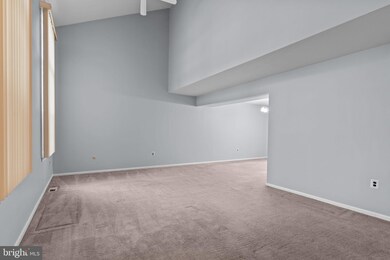 452 Dogwood Dr, Southampton, PA 18966 - photo 4