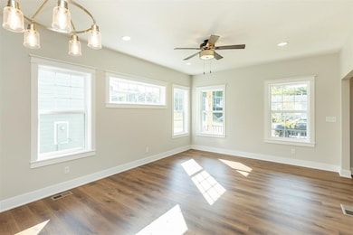 816 E Edison Ave, Des Moines, IA 50315 - photo 6