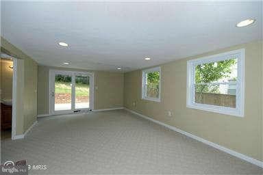 3405 Stonehall Dr, Beltsville, MD 20705 - photo 6