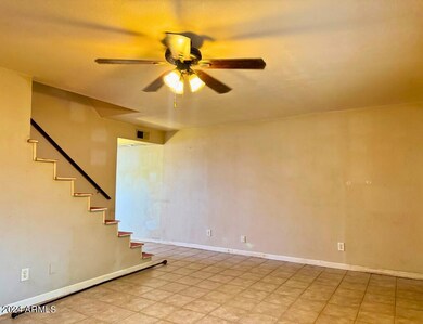 Living Room (2)