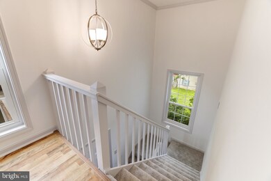 10098 Oakton Terrace Rd, Oakton, VA 22124 - photo 7