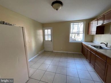 2506 Lauretta Ave, Baltimore, MD 21223 - photo 5