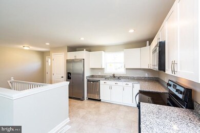 6203 Brightlea Dr, Lanham, MD 20706 - photo 5