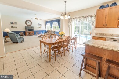 727 Rustling Leaf Ct, Sykesville, MD 21784 - photo 7