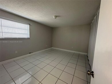 1975 NE 135th St unit 3E, North Miami, FL 33181 - photo 3