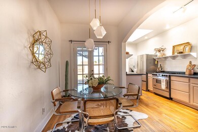 2533 N 10th St-7-2