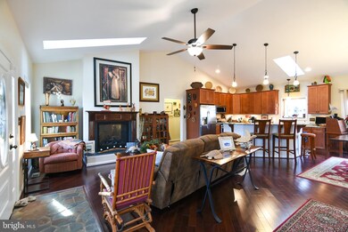 105 Azalea Rd, Colonial Beach, VA 22443 - photo 5