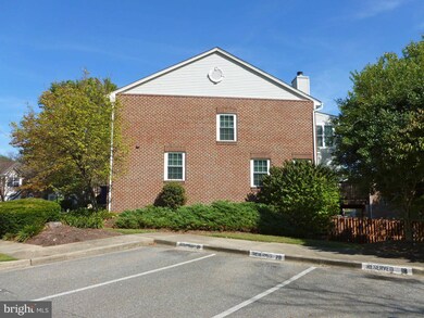 15660 Ensleigh Ln, Bowie, MD 20716 - photo 2