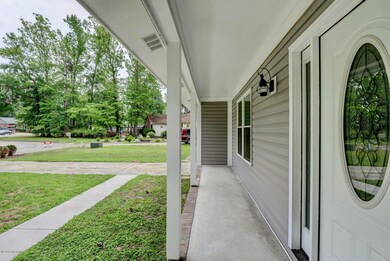 290 Forest Grove Ave, Jacksonville, NC 28540 - photo 2