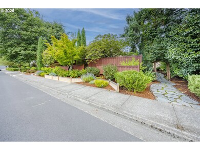630 Spyglass Dr, Eugene, OR 97401 - photo 2