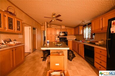 929 Kubitz Rd, Copperas Cove, TX 76522 - photo 6