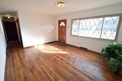 1128 Belden Rd, Columbus, OH 43229 - photo 5