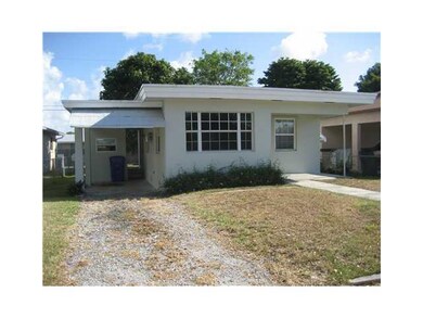 2315 Douglas St, Hollywood, FL 33020 - photo 2