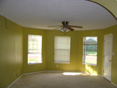 1310 Kokopelli Dr, Edinburg, TX 78541 - photo 2