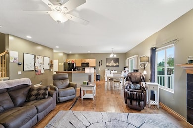 6034 Sheffield Cir, Johnston, IA 50131 - photo 7