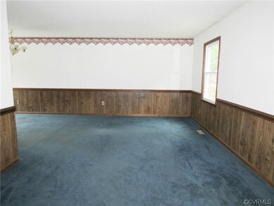 4013 Robert e Lee Dr, Hopewell, VA 23860 - photo 4