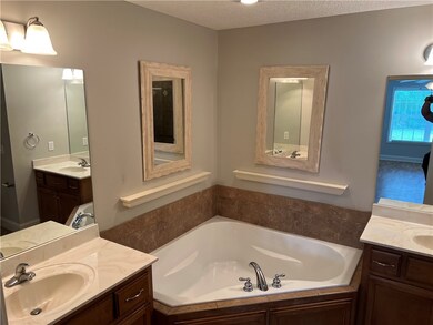 225 Victorian Lake Dr, Brunswick, GA 31525 - photo 6