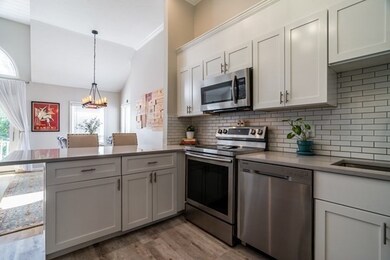 27 Whaler Ln unit 27, Quincy, MA 02171 - photo 5