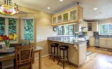 Large Eat in Kitchen...