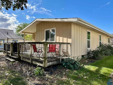 210 S Harrison St, Newell, IA 50568 - photo 4