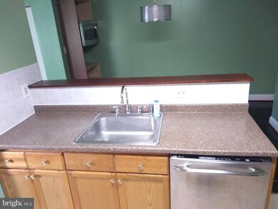 613 Brandon Green Dr, Silver Spring, MD 20904 - photo 5