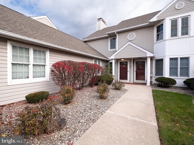 3217 Garfield Ave unit E, Reading, PA 19605 - photo 2