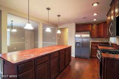 9160 Genevieve Dr, White Plains, MD 20695 - photo 6